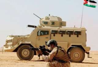 الجيش الأردني يحبط محاولة تهريب مواد مخدّرة قادمة من سوريا عبر المقذوفات