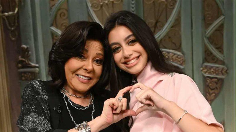 ياسمينا العبد مع صاحبة السعادة 