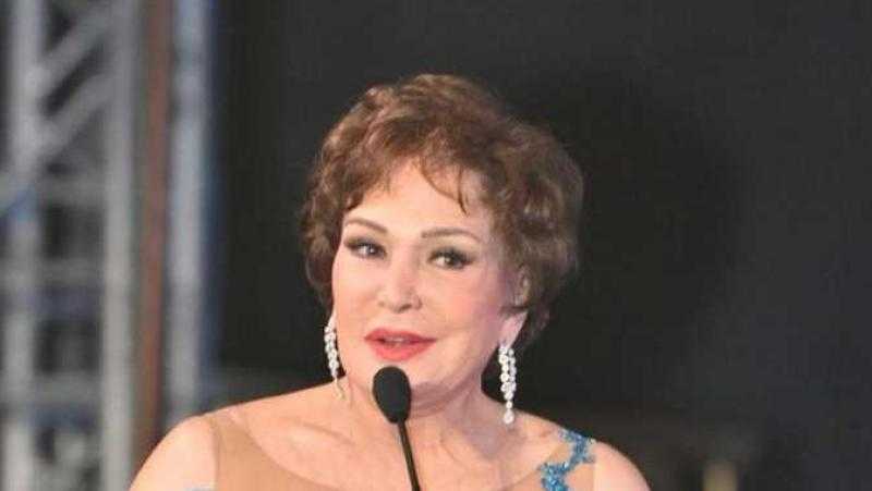 لبلبة: أتطلع لتجسيد دور ”سيدة من ذوي الهمم”.. وهؤلاء أنقى القلوب