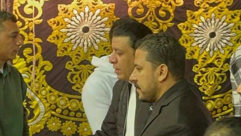 مصطفى كامل يؤدي واجب العزاء في إسماعيل الليثي