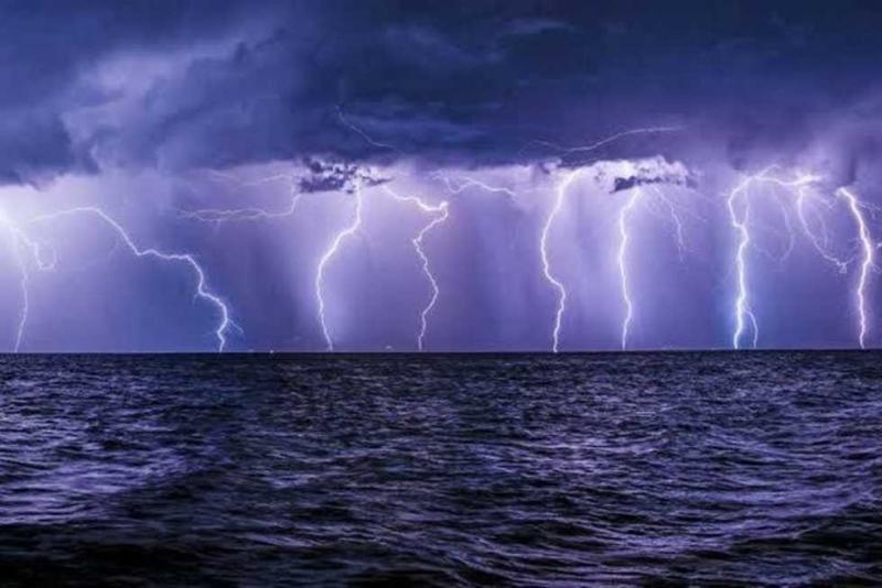 الأرصاد تطلق تحذيرًا جويًا عاجلًا للإسكندرية والمحافظات الساحلية