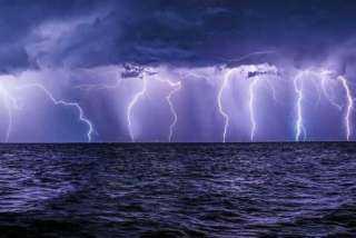 الأرصاد تطلق تحذيرًا جويًا عاجلًا للإسكندرية والمحافظات الساحلية