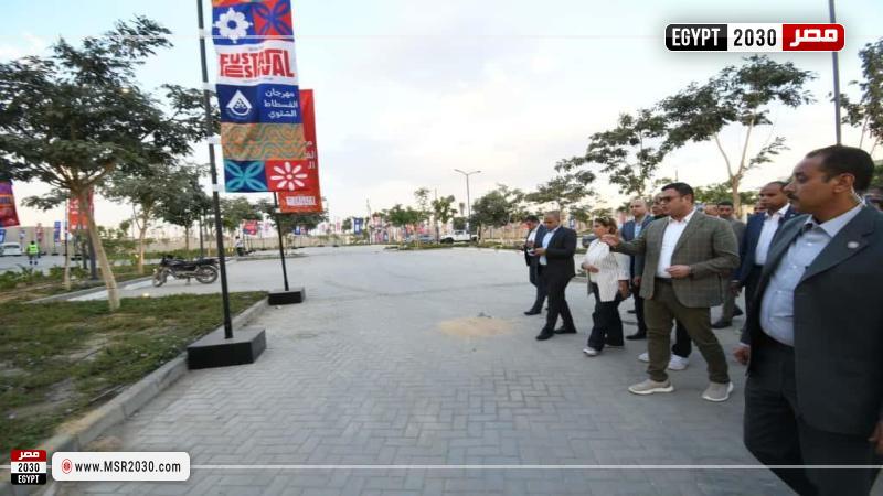 وزير الإسكان يتفقد مشروع حدائق تلال الفسطاط