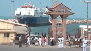 مدير ميناء العريش: نستقبل سفن مساعدات جديدة لغزة... مدير ميناء العريش: نستقبل سفن مساعدات جديدة لغزة وتنسيق كامل لتسهيل عبور الإغاثة