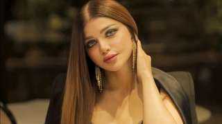 ياسمين الخطيب ترد على انتقادات محمد علي خير... ياسمين الخطيب ترد على انتقادات محمد علي خير بسبب ارتدائها الحجاب