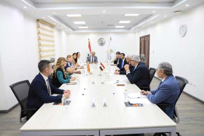 وزير التعليم العالي يبحث سبل التعاون مع وزيرة التعليم والعلوم وسفيرة دولة مقدونيا الشمالية بالقاهرة