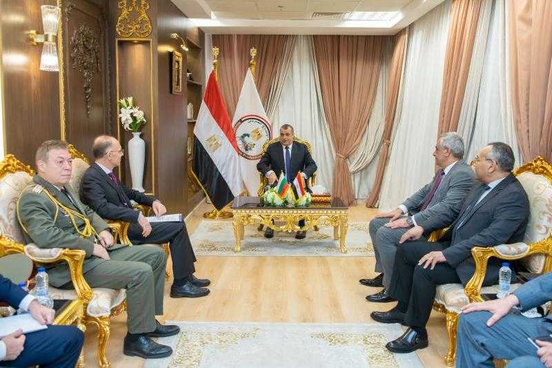 وزير الإنتاج الحربي: تنظيم معرض إيديكس يتم في إطار جهود وطنية مخلصة وتكامل تام بين الجهات المشاركة