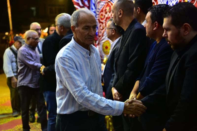 نجوم الكرة المصرية يتوافدون على عزاء محمد صبري في الحامدية الشاذلية