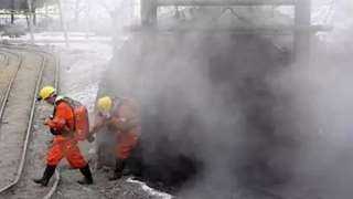 مقتل أكثر من 100 شخص جراء انهيار أرضي... مقتل أكثر من 100 شخص جراء انهيار أرضي بمنجم ذهب بالكونغو الديمقراطية