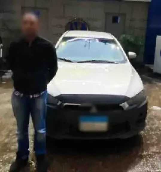 ضبط مالك سيارة يوزع أموالا بمحيط لجان فارسكور