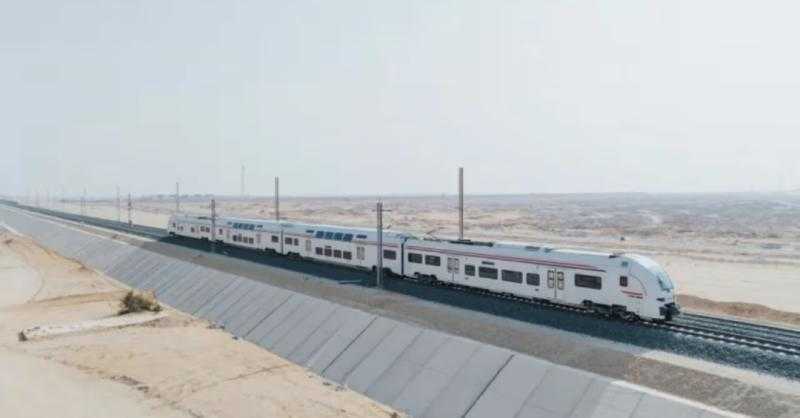 قطارات فائقة السرعة.. مصر تقترب من تشغيل مشروع ”قناة السويس على سكك حديدية”