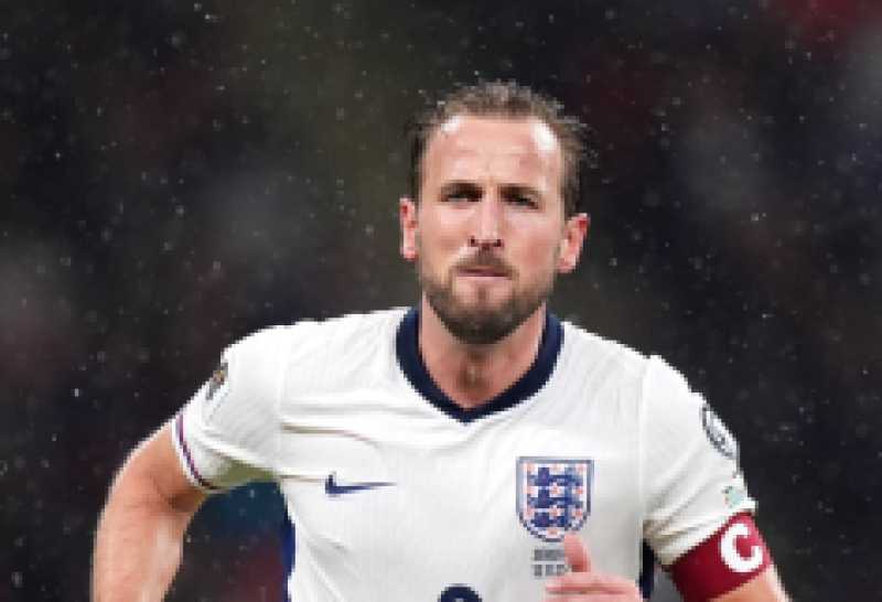 هاري كين: «الألقاب أهم من الأهداف في سباق الكرة الذهبية»