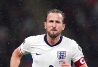 هاري كين: «الألقاب أهم من الأهداف في سباق... هاري كين: «الألقاب أهم من الأهداف في سباق الكرة الذهبية»