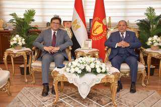 محافظ بورسعيد يستقبل وزير الثقافة خلال زيارته للمحافظة... محافظ بورسعيد يستقبل وزير الثقافة خلال زيارته للمحافظة لتفقد عدد من المنشآت الثقافية
