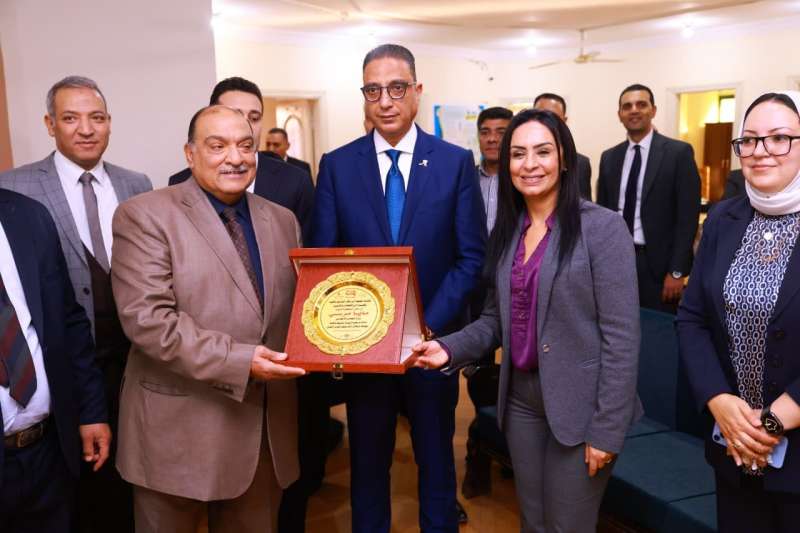 زيارة الدكتورة مايا مرسي وزيرة التضامن الاجتماعي لـ دار أبو بكر الصديق للمسنين بالحادقة