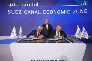 ميناء السخنة على خريطة التجارة العالمية.. محطة جديدة... ميناء السخنة على خريطة التجارة العالمية.. محطة جديدة لدعم الصادرات والاستثمار اللوجستي