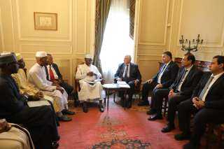 وزير التعليم العالي يبحث مع نظيره التشادي سبل... وزير التعليم العالي يبحث مع نظيره التشادي سبل تعزيز التعاون بين البلدين