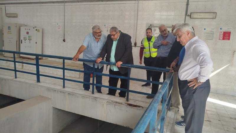 رئيس شركة الصرف الصحي بالقاهرة يتابع جاهزية محطات الجنوب وحلوان