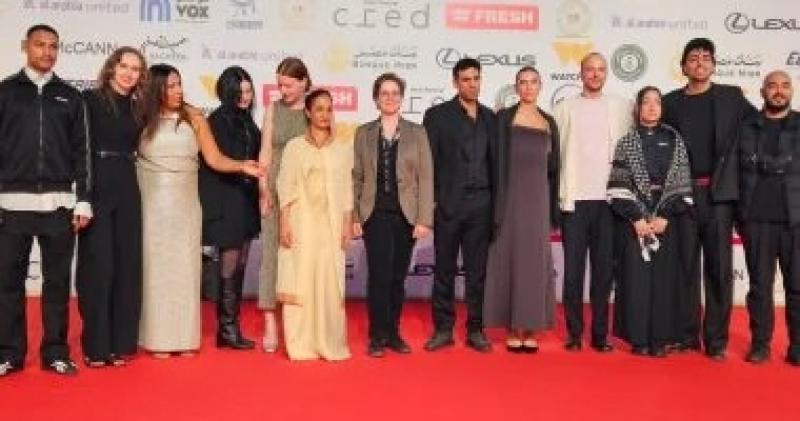 مهرجان القاهرة السينمائي يحتفل بعرض ”ترميم” و”ضد السينما”