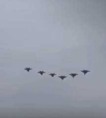 مقاتلات أمريكية تحلق في أجواء البيت الأبيض خلال استقبال ترامب لـ محمد بن سلمان