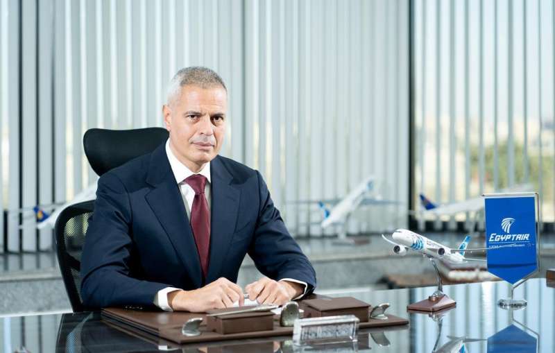 الطيار أحمد عادل، رئيس مجلس إدارة الشركة القابضة لمصر للطيران