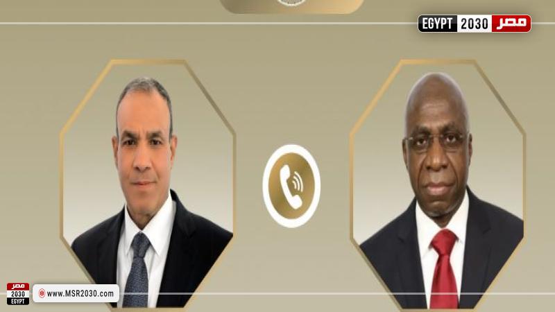 وزير الخارجية ونظيره الأنجولي