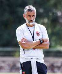 ريبيرو يفجر المفاجآت: «هكذا خسر الأهلي صبر جماهيره.. وكواليس ما حدث قبل مونديال الأندية»