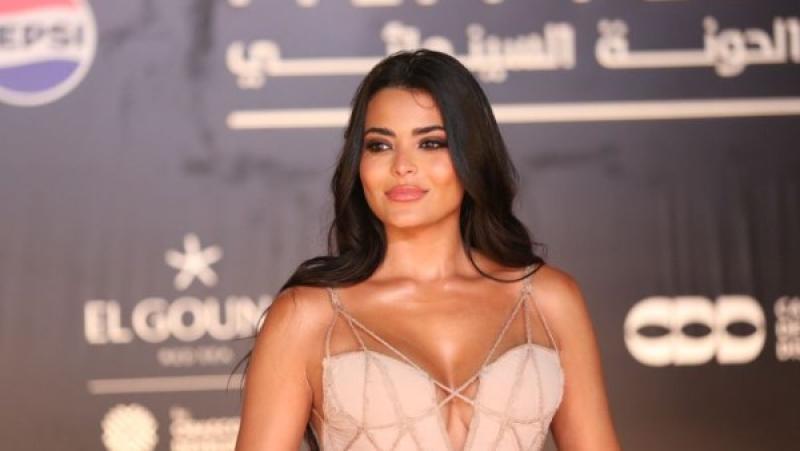 أسماء جلال 