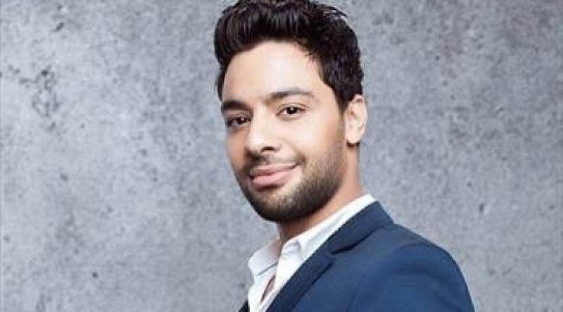 أحمد جمال يرسل رسالة دعم لتامر حسني بعد إجراء عملية جراحية دقيقة