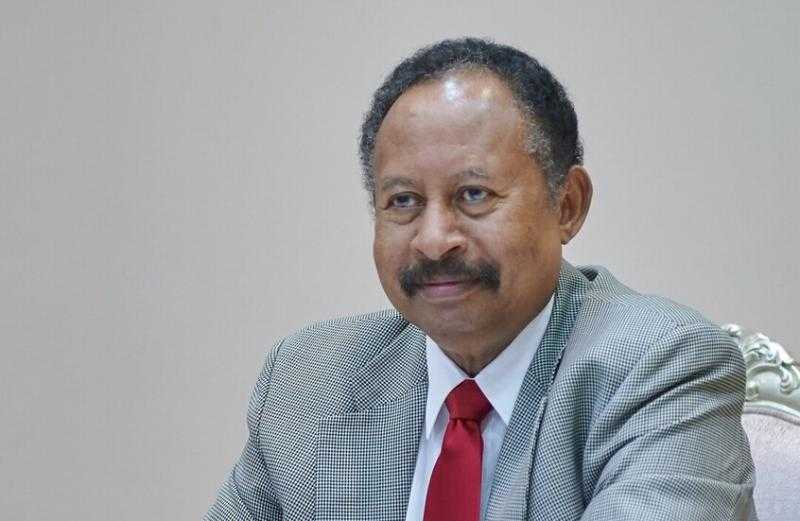 دعا الجيش لوقف الحرب.. حمدوك يحذر: السودان مهدد بالتحول إلى بؤرة للجماعات الإرهابية إذا استمر الصراع