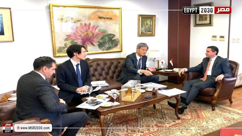 سفير مصر بطوكيو مع قيادات شركة سوميتومو إلكتريك