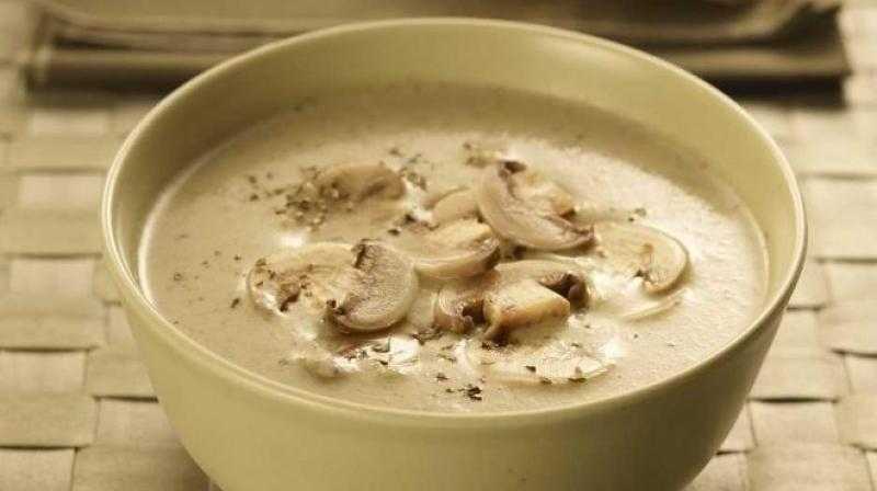 طريقة عمل شوربة المشروم في المنزل