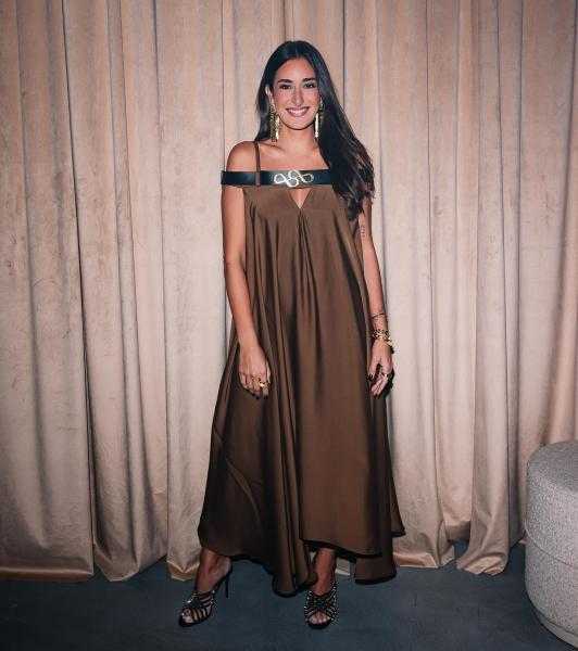 لن تصدق سعر فستان الفنانة أمينة خليل