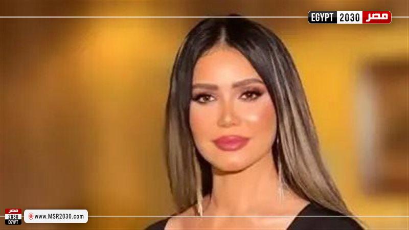 إيناس عز الدين 