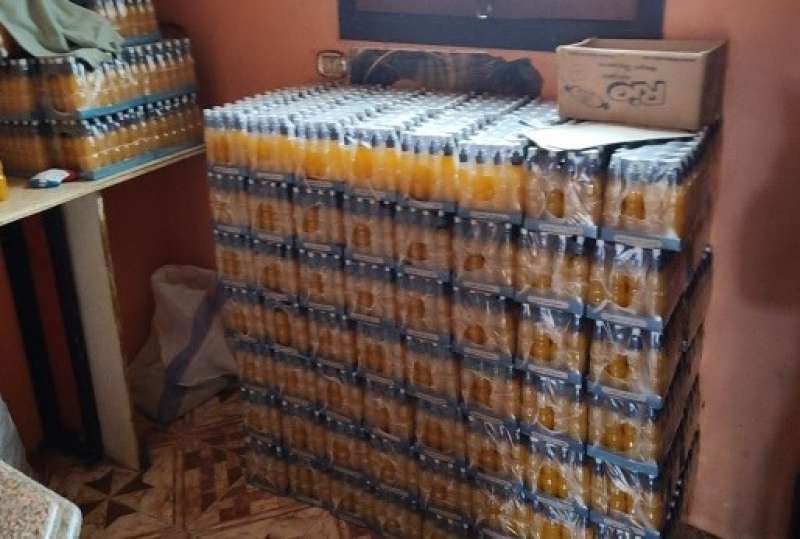 ضبط مصنع مخالف بالمنوفية لإنتاج مشروبات صناعية 