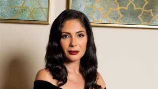 منى زكي تهنئ هند صبري في عيد ميلادها