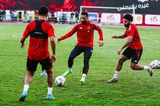 عاجل| الأهلي يكشف أسباب غياب عبد القادر وشكري عن مواجهة شبيبة القبائل