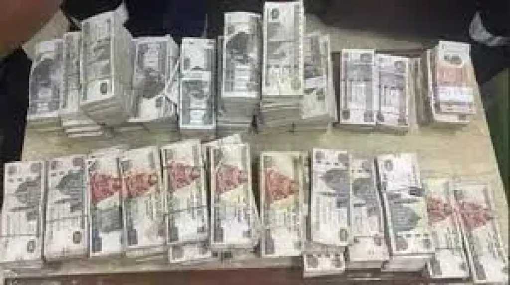 ضبط عنصرين جنائيين بتهمة غسل 120 مليون جنيه من تجارة الأسلحة