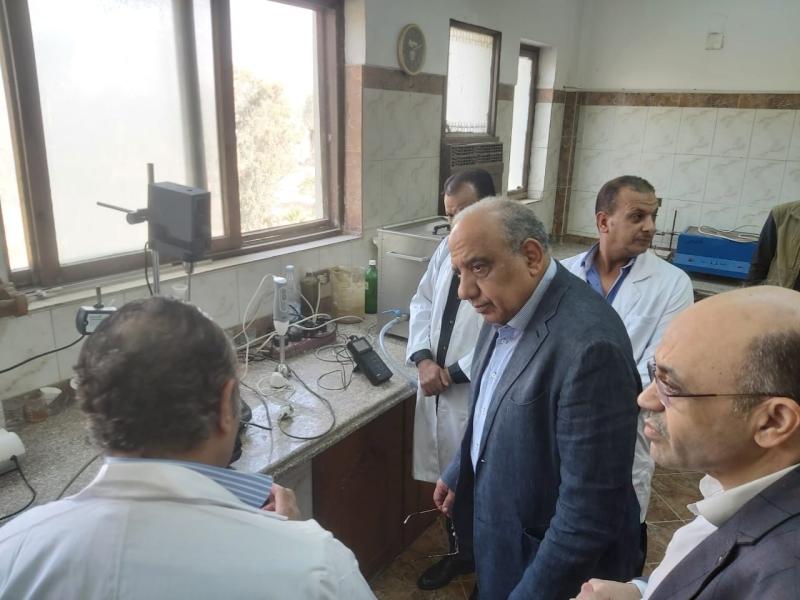 وزير الكهرباء يتفقد مجمع الوحدات التكنولوجية التابع لهيئة المواد النووية بأنشاص