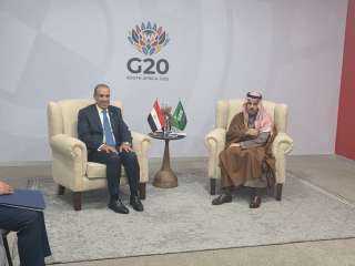 وزير الخارجية يلتقي نظيره السعودي على هامش أعمال قمة مجموعة العشرين بجوهانسبرج