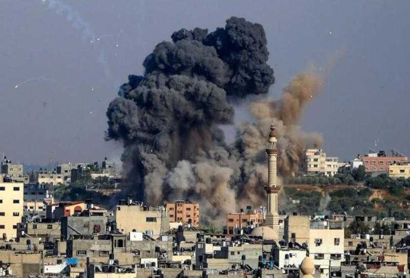 بعد استشهاد 22 فلسطينيا بغارات إسرائيلية.. حماس تطالب بكشف هوية مسلح تدعي تل أبيب أنه أرسل لمهاجمة قواتها