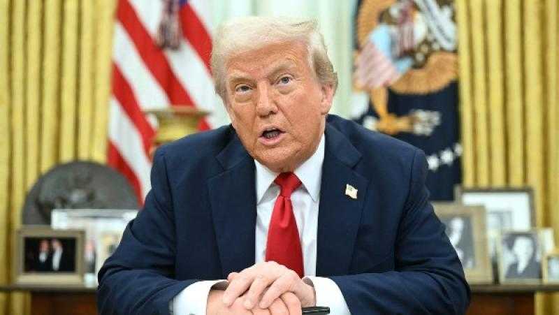 أول تعليق عاجل من ترامب على الفضائح بإطلاق هجوم ضد الجمهوريين والديمقراطيين