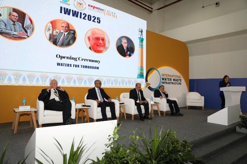 رئيس القابضة للمياه: مصر تتخذ خطوات غير مسبوقة لبناء ”منظومة مياه أكثر ذكاءً واستدامة”