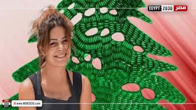 لبنانية تدخل موسوعة جينيس بأكبر شجرة أرز بلاستيكية في العالم