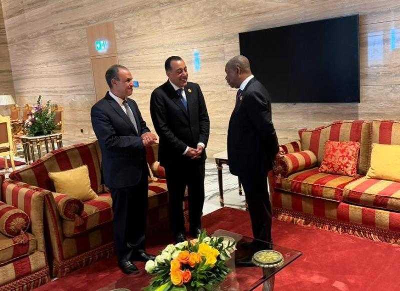 رئيس جمهورية أنجولا يستقبل رئيس مجلس الوزراء