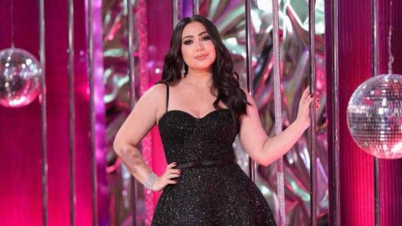 بوسي تتألق بإطلالة جذابة على إنستجرام