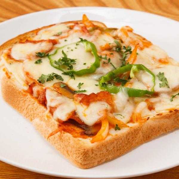 طريقة عمل البيتزا التوست في المنزل