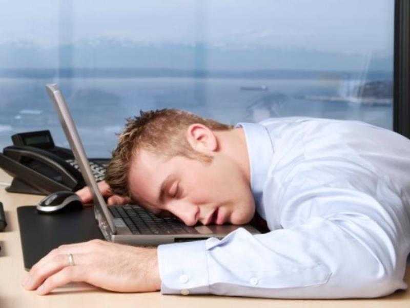 تعرف على أطعمة تسبب الخمول والنعاس