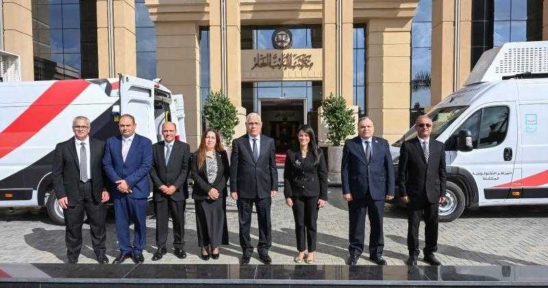 النيابة العامة تستقبل وزيرة التخطيط لتسليم مركبات ذكية لتقديم خدماتها الرقمية للمواطنين