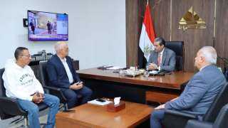 محافظ دمياط يناقش الخطة الحالية والمستقبلية لشركة طاقة غاز